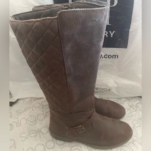 Girls’ Scottish Quilted Brown Boots 3